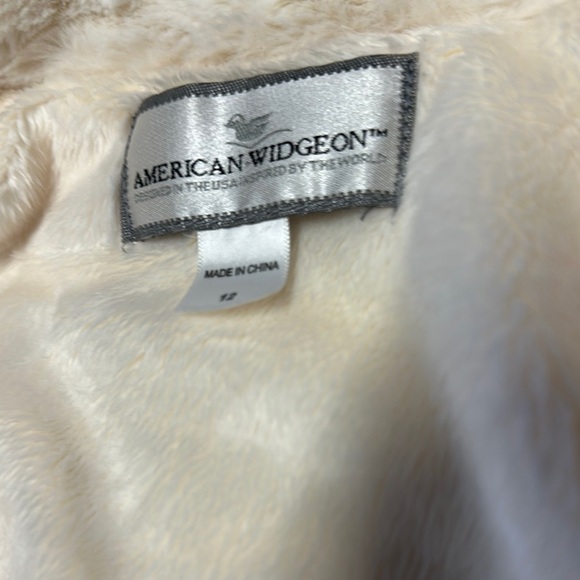 Sara's Prints Cream Furry Vest - Picture 5 of 7